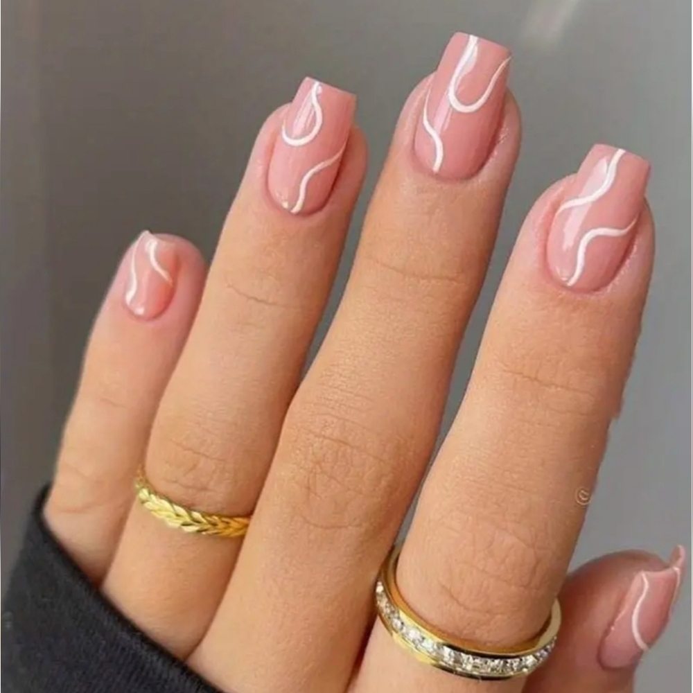 24 reusable swirl press on nails